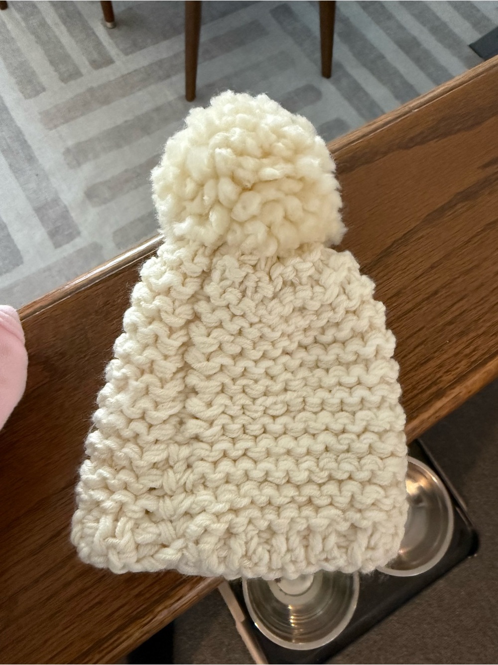 Off white knit hat with Pom Pom 0-3m